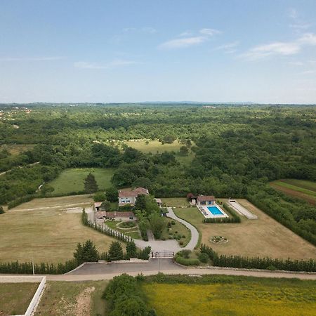 Вилла Stancija Cabrunici Экстерьер фото